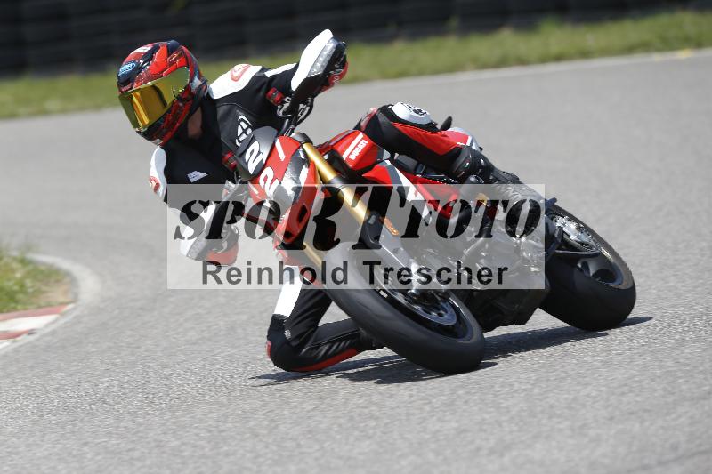 /27 12.06.2025 Ducati Schweiz Trackday Warmup  ADR/gruen-vert/22